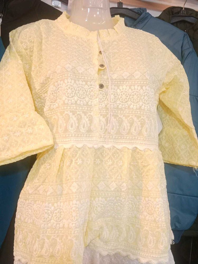 Lucknowi Embroidered Kurta