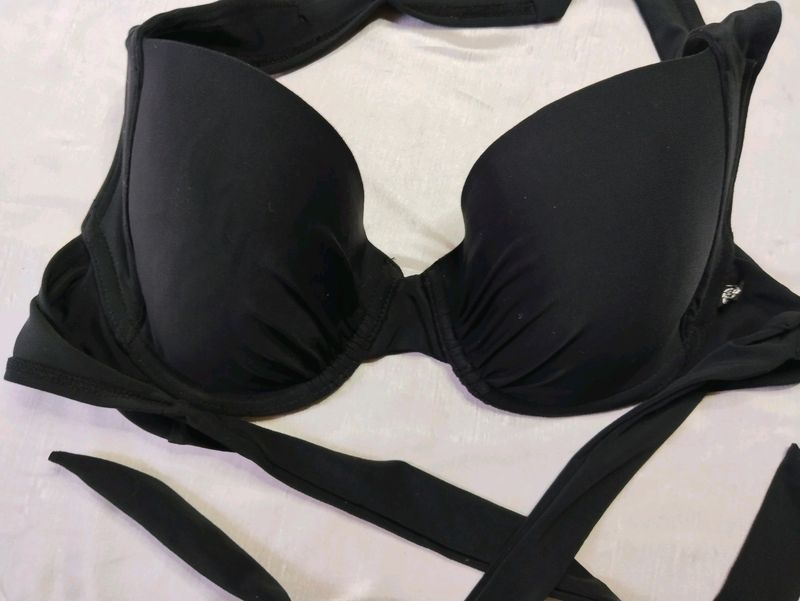 Bikini Bra/ Bra/ Saree Blouse/ Wire Bra