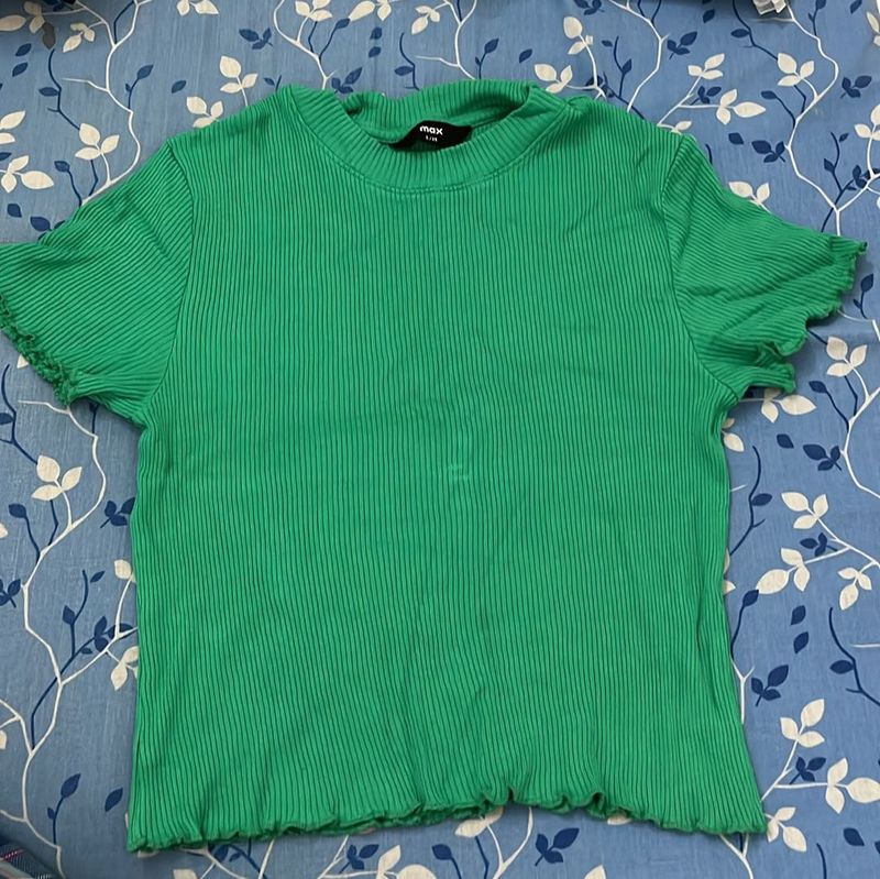 Casula green top