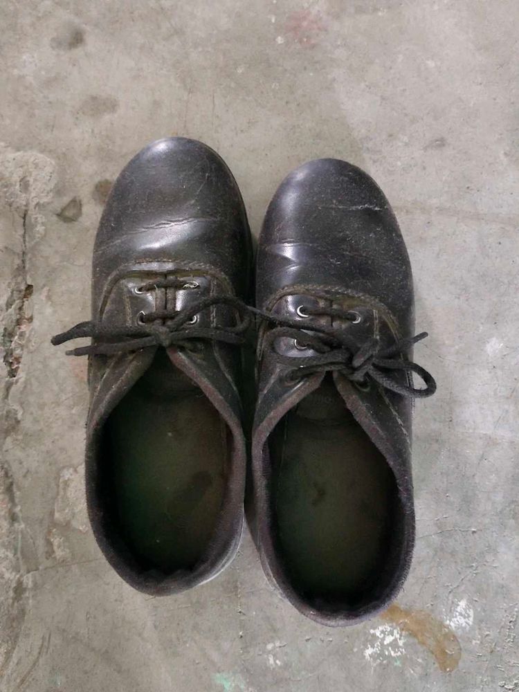 Black Shoes