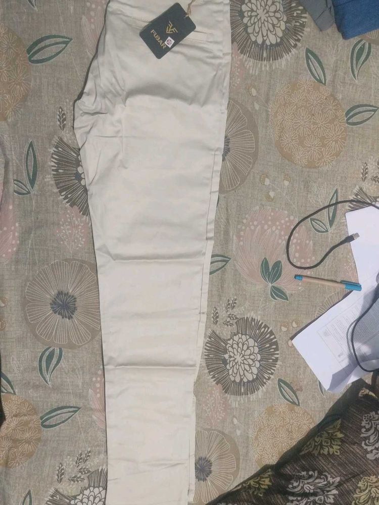 Men&#39;s Beige Casual Pant