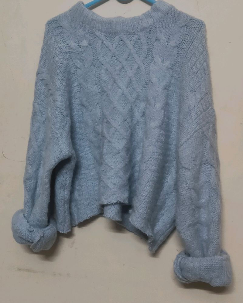 Beautiful Ice Blue Crop Sweater With Long Sleeves