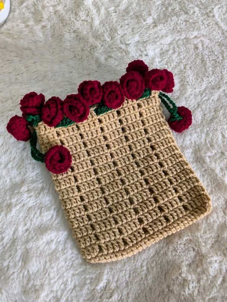 Crochet Rose Pouch