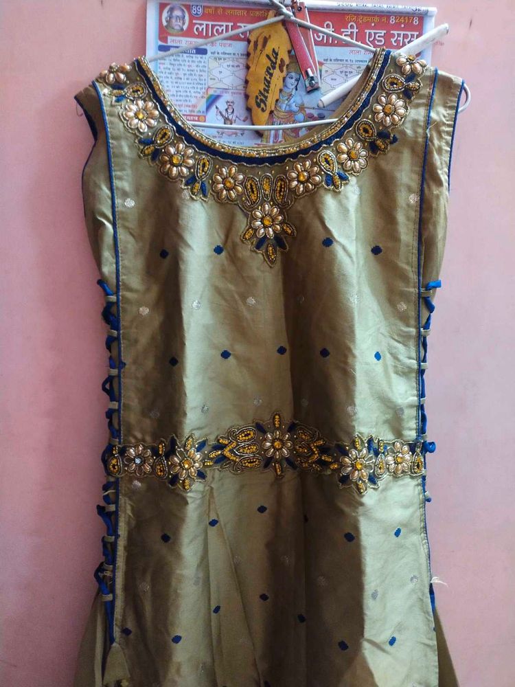 Gown