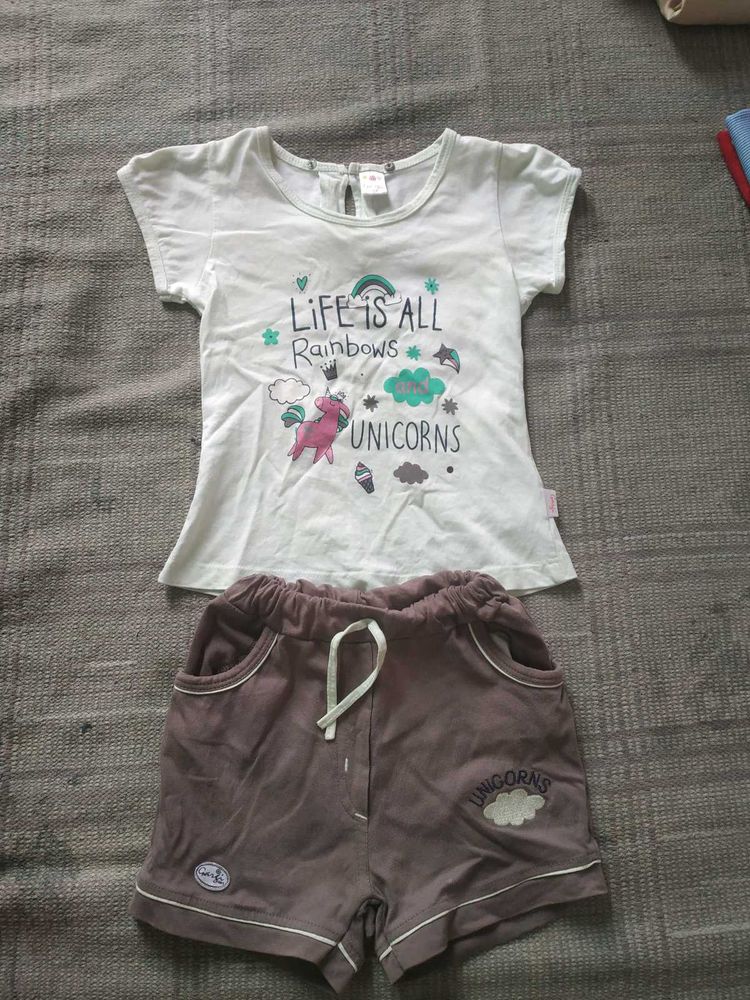 Girls Light Green T Shirt With Shorts