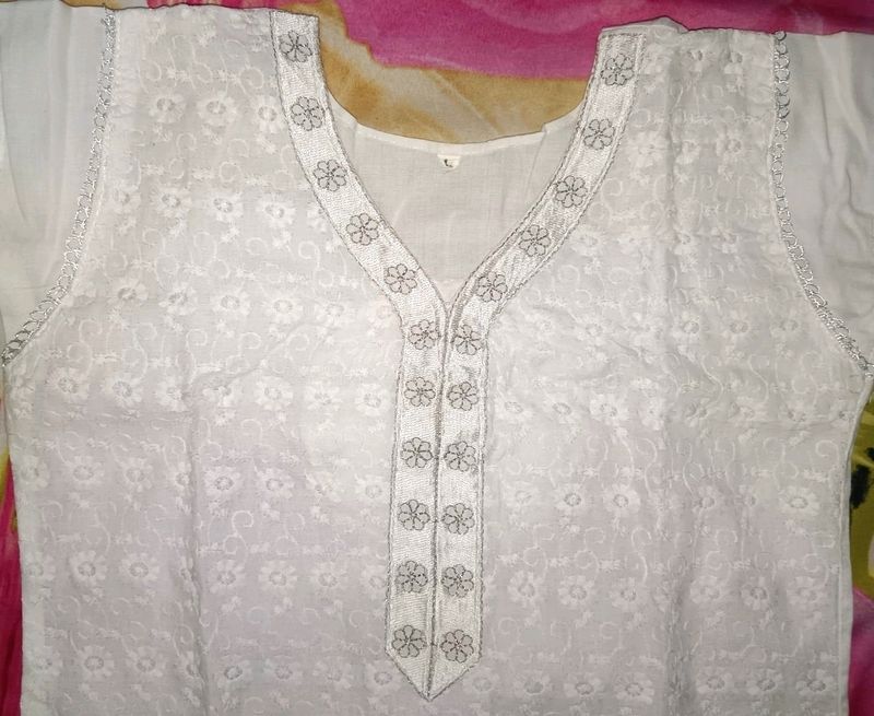 White Chikankari Effect Kurta With Back Design
