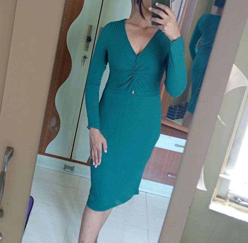 Ribbed Twist Detail Long Sleeve Bodycon Dress