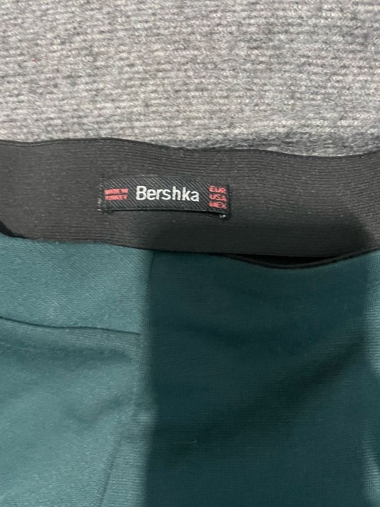 Price Drop‼️Bershka Mini Skirt