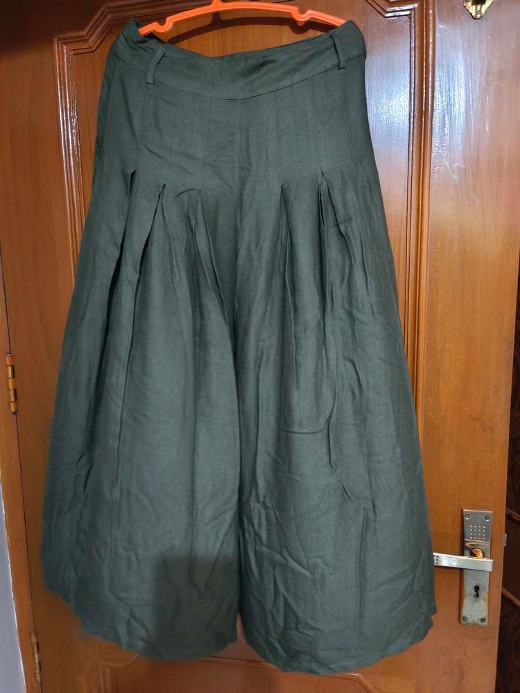 Divider Style Skirt