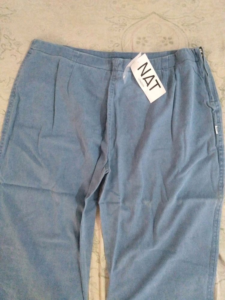 Women&#39;s Jeans