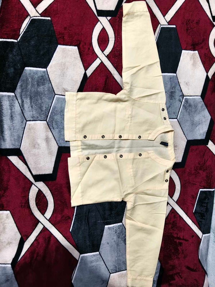 orangish peach jacket Size : XL