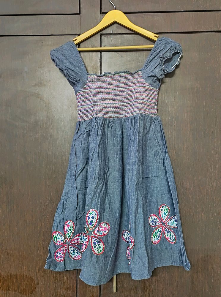 200 Rs.Stretchy Summer Dress
