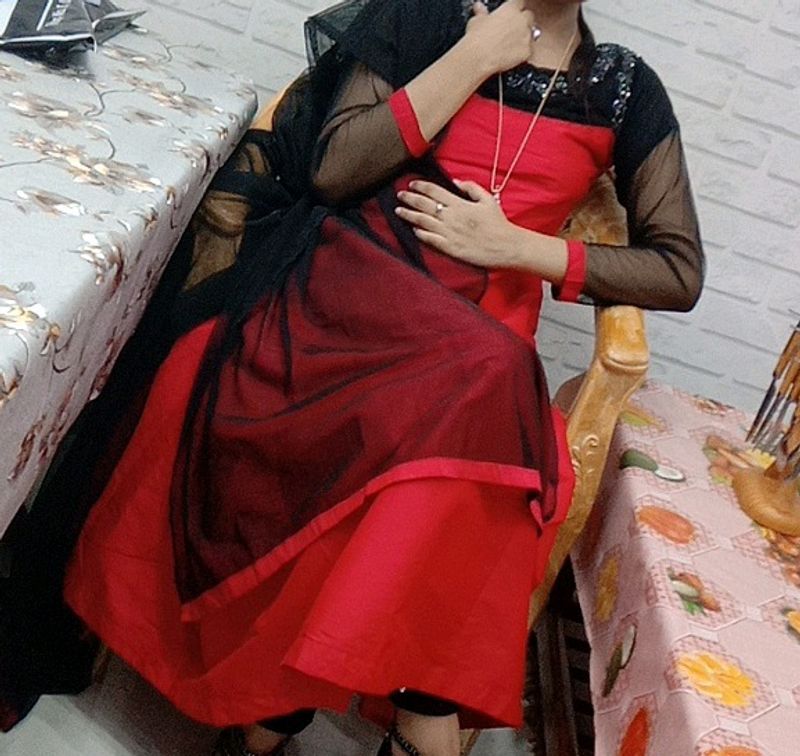 🌸Red Gown With Pant And Dupatta🌸