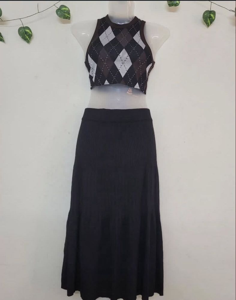 Brown Sleveless Sweater