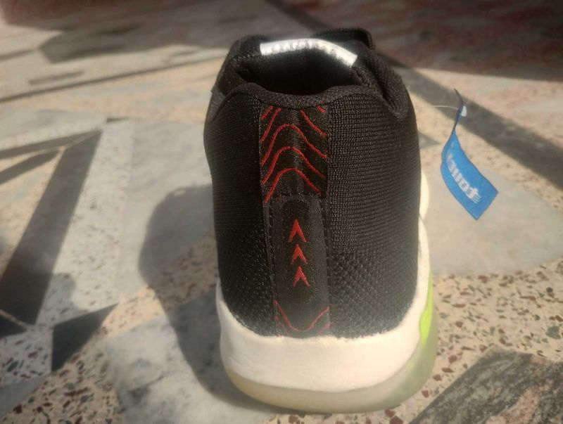 Adidas Shoes 👟 UK 9