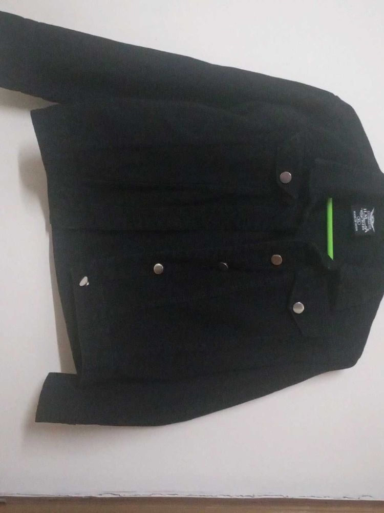 Women&#39;s Denim Jacket