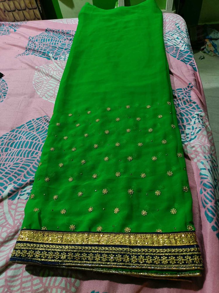 Green Navyblue Beautiful Geogergette Saree