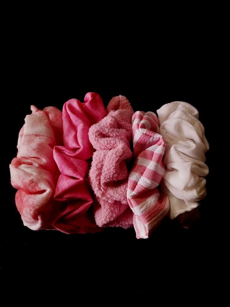 Pink Scrunchie Set