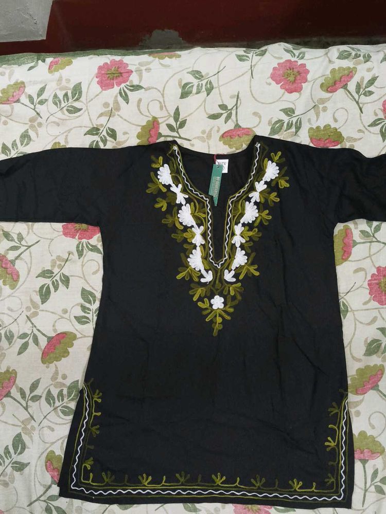 Elegant Embroidered Kurta