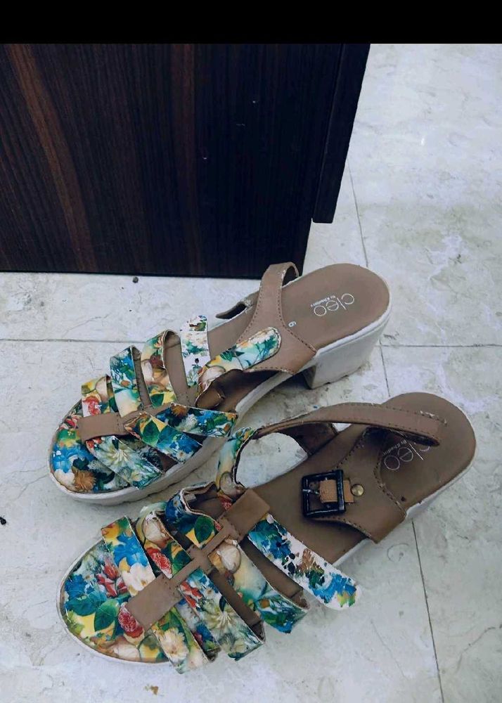 Floral Print Wedges Heel