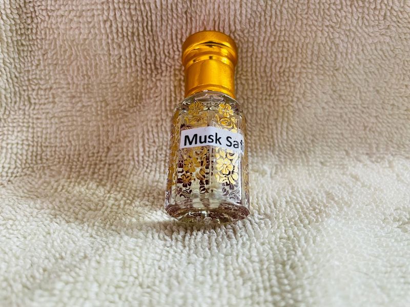 Musk Safi Attar