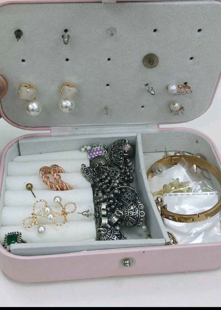New Jwellery Box With 5 Freebie