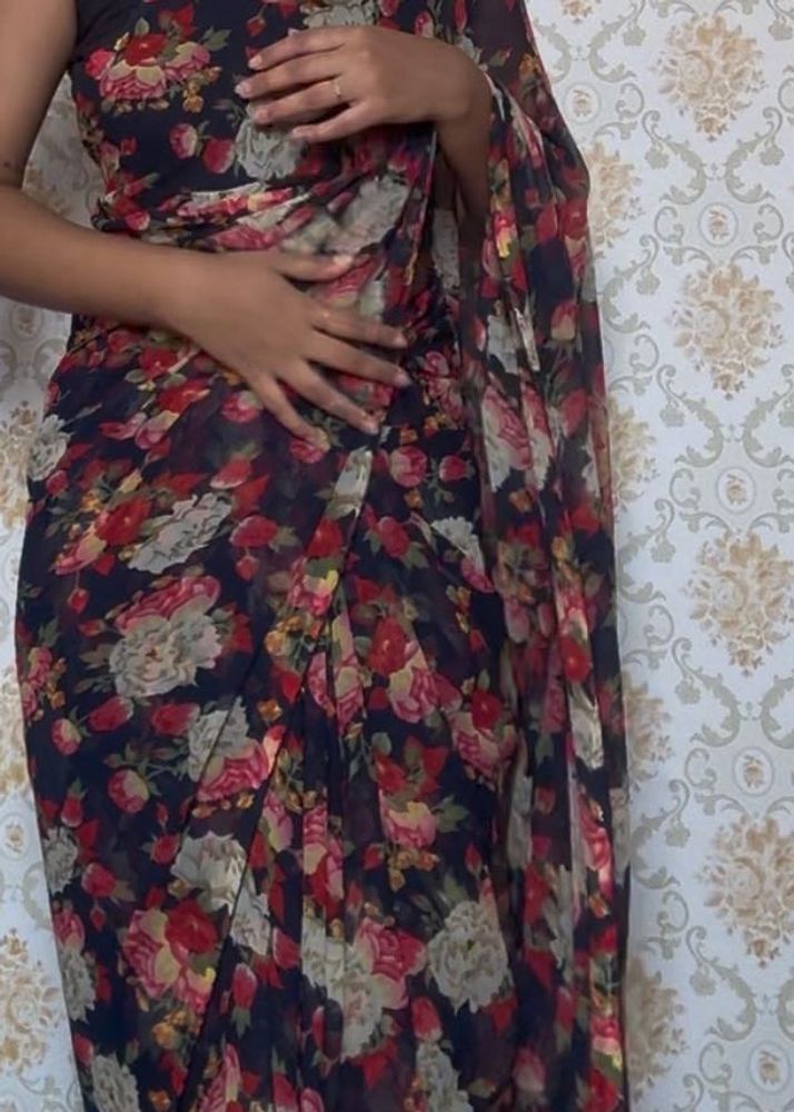 Floral Print Nevy Blue Saree