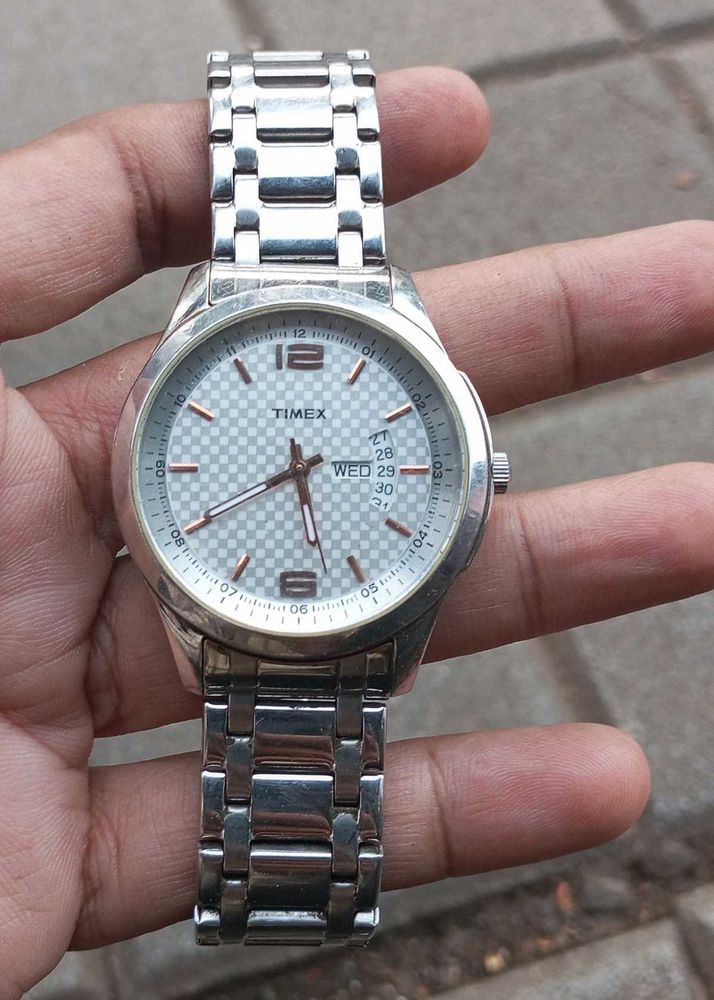 Timex Silver Watch Latest Design Day/Date Men&#39;s