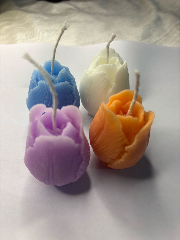 Tulip Candles - Set of 4