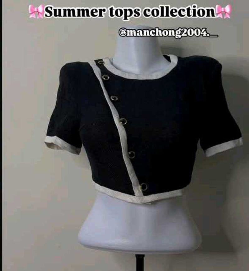 Chic Black &amp; White Crop Top