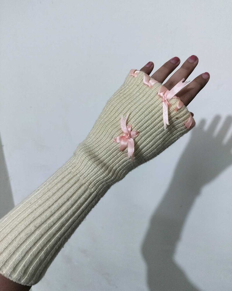 Ribbed Arm Warmers with Bows