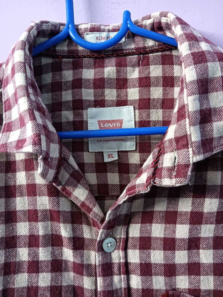 Levi's sleeveless Flannel Shirt