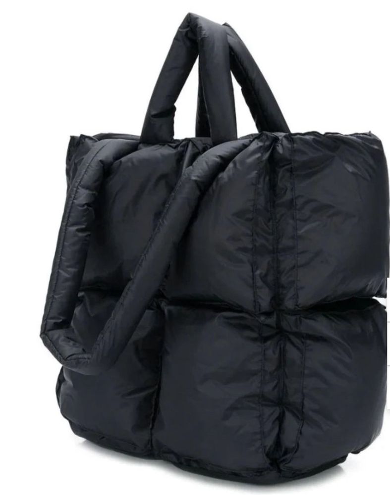 the puffer sqaure tote bag