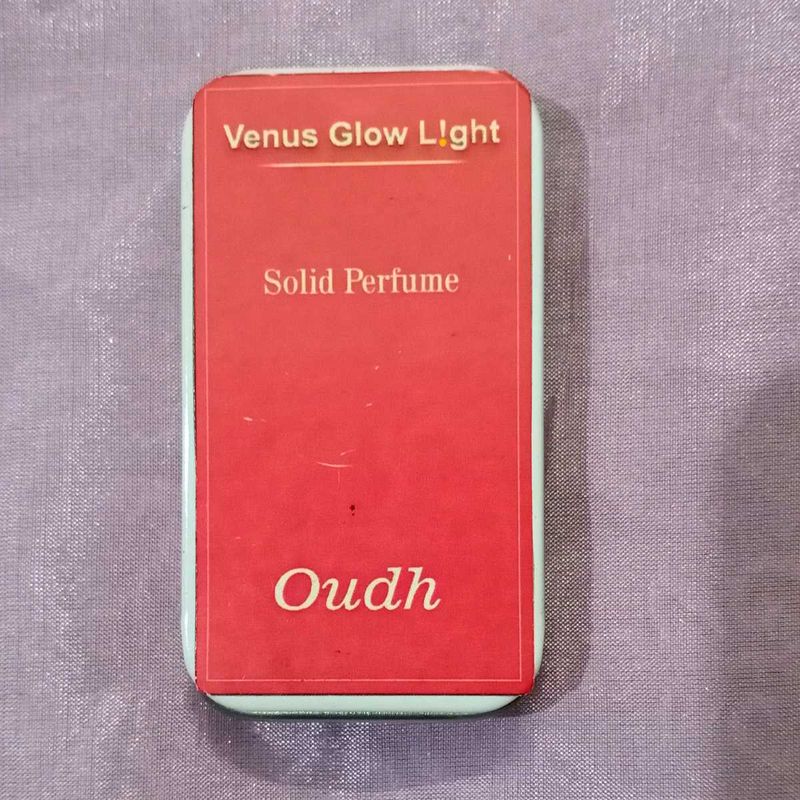 Venus Glow Light Solid Perfume