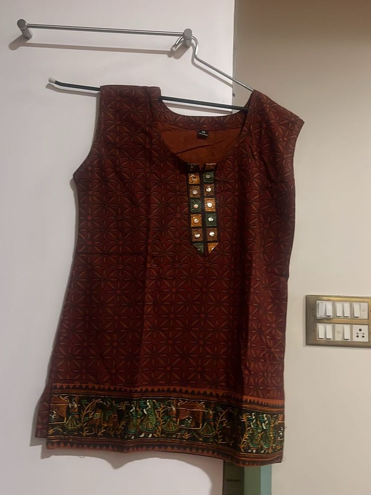 Short Kurti