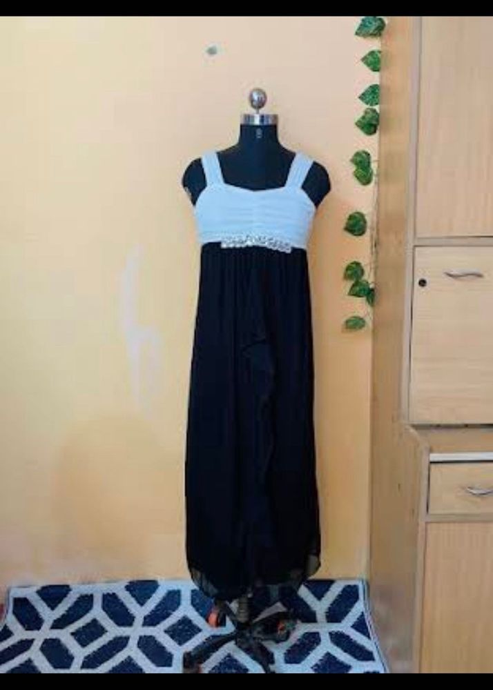 Elegant Black Maxi Dress