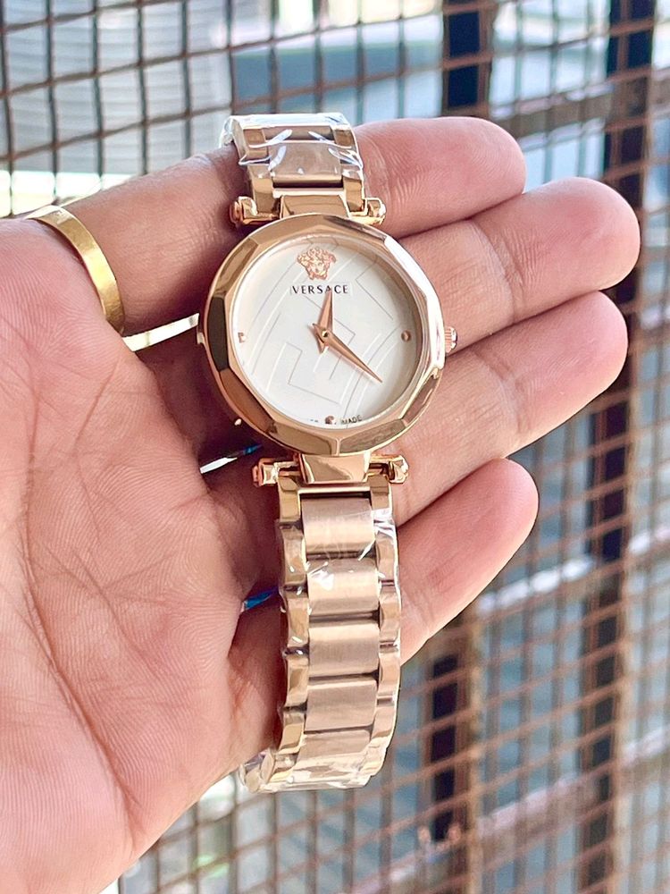 Versace  First Copy Watch Premium Stock