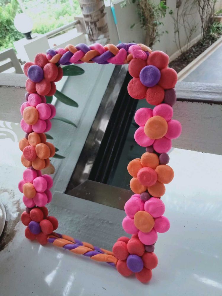 Pinteresty Handmade Clay Flower Mirror