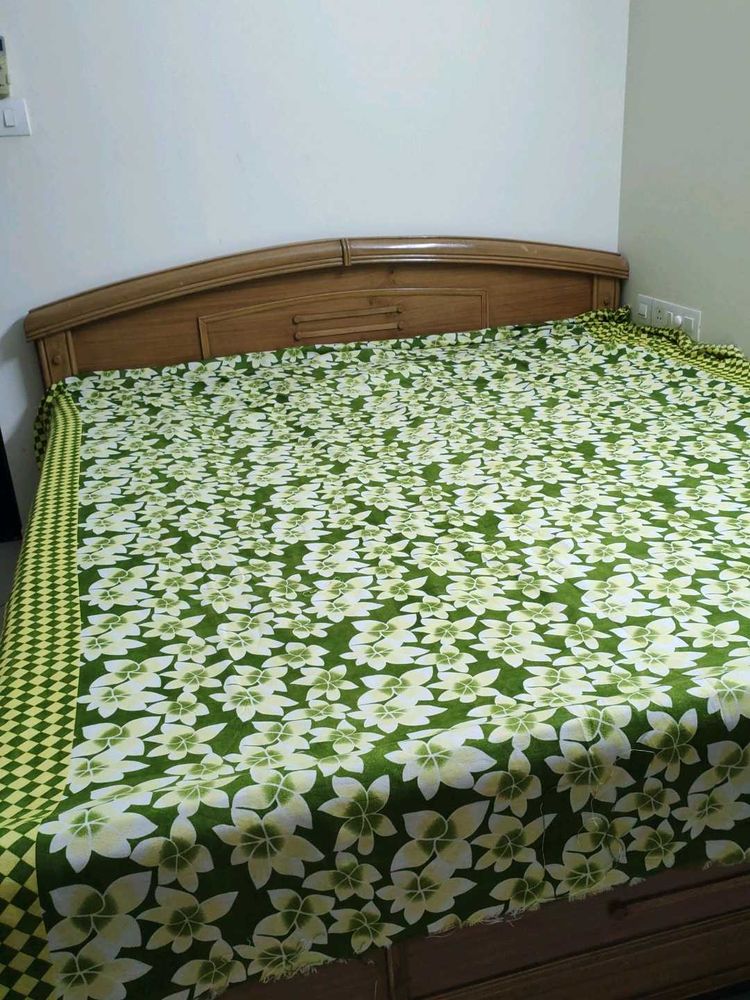 Green Floral Double Bedsheet