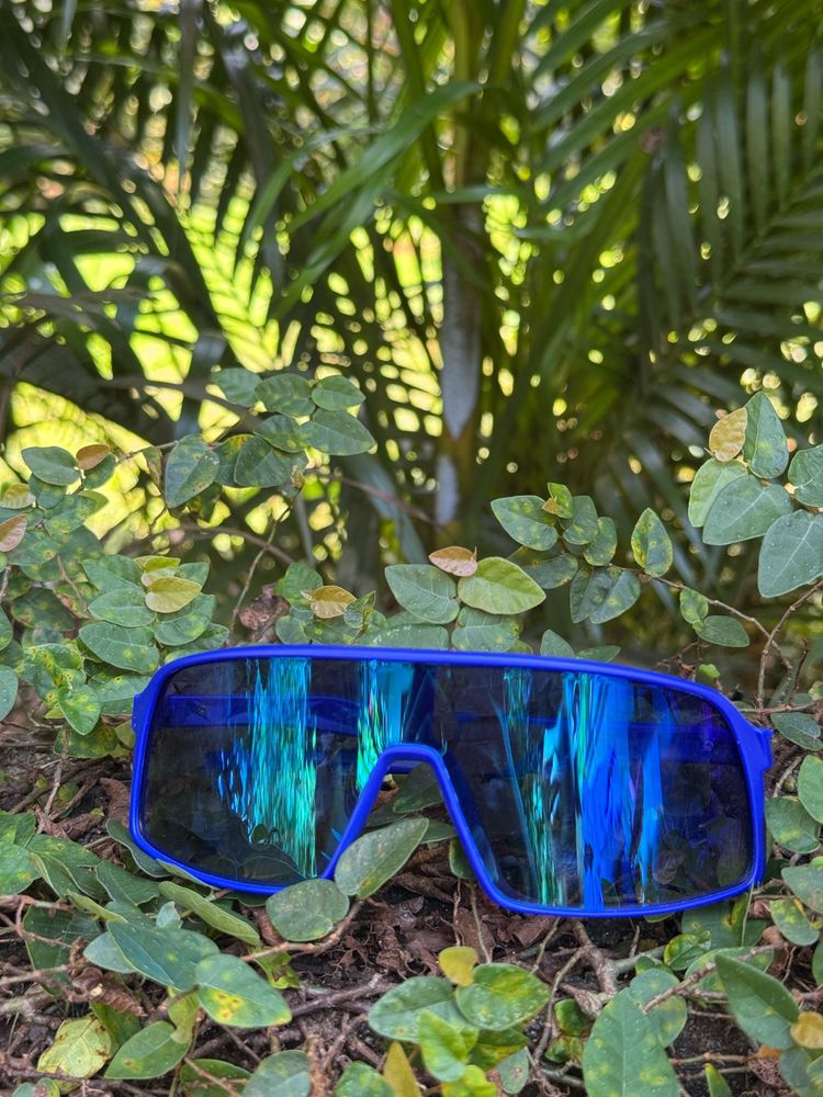 Blue Mirrored Sunglasses