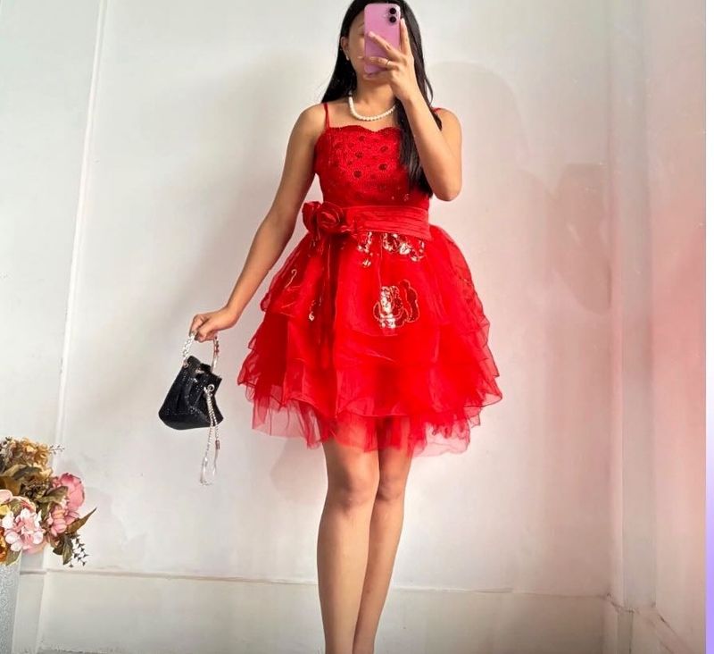 Gorgeous Red Partywear Dress🤌🏻❤️