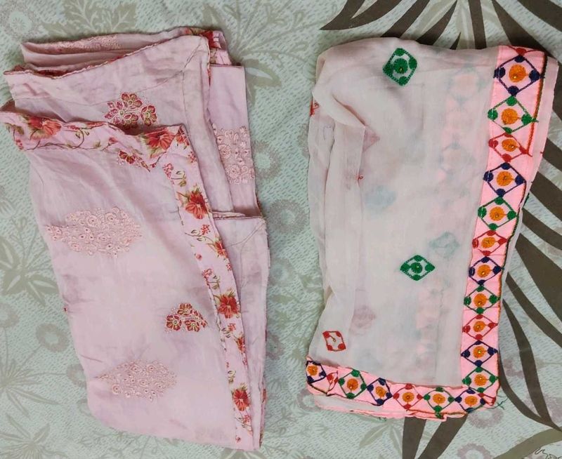 Floral Embroidered 2 Pink Dupatte