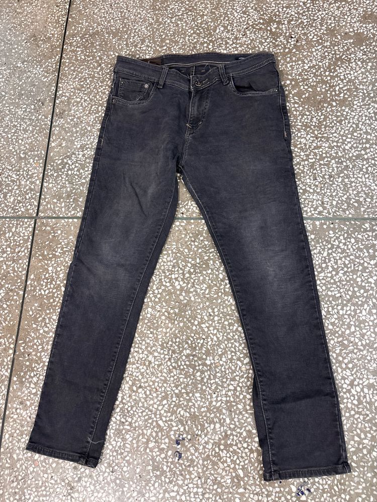 Stylish Grey Denim Jeans