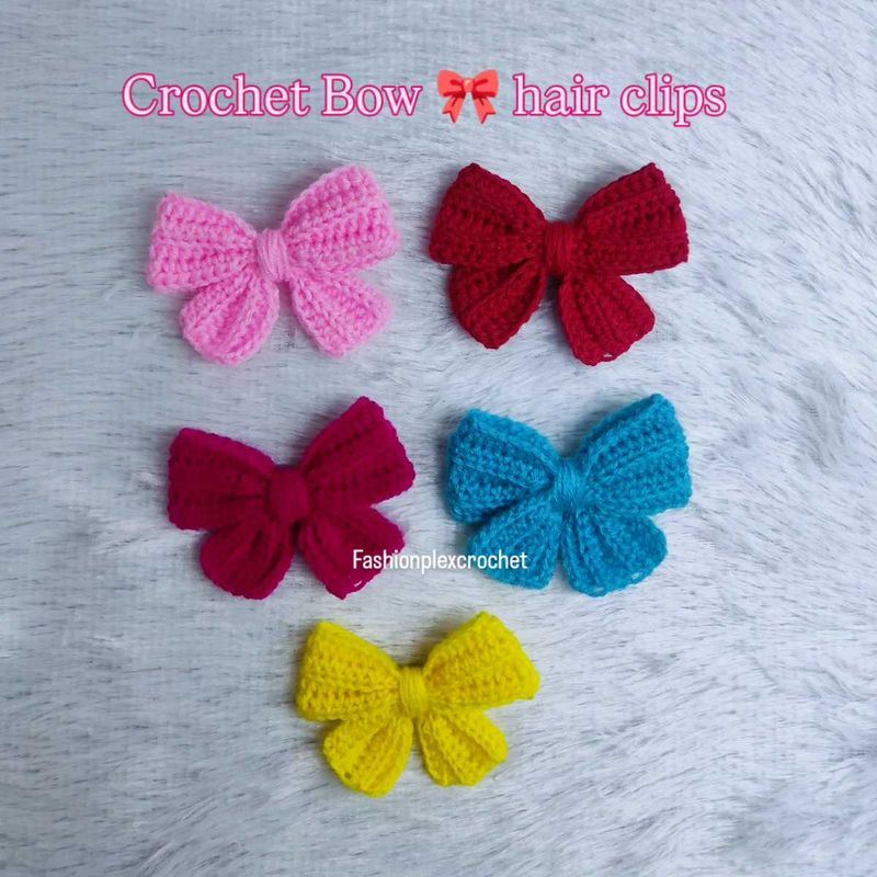 Crochet Bow Hair Clips