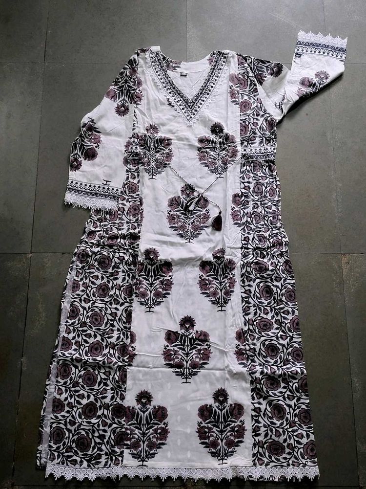 Elegant Floral Print Kurta set
