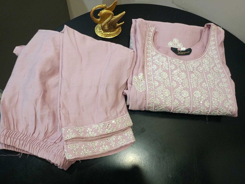 Silver Sequin  Elegant Embroidered Kurta Set