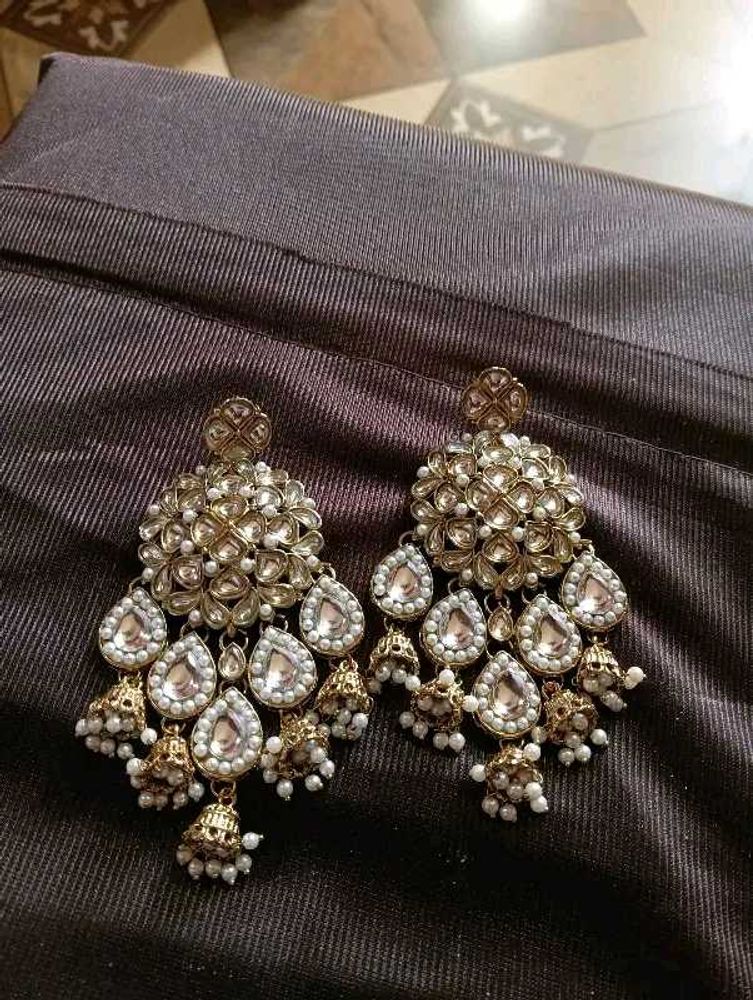 Elegant Kundan Chandelier Earrings