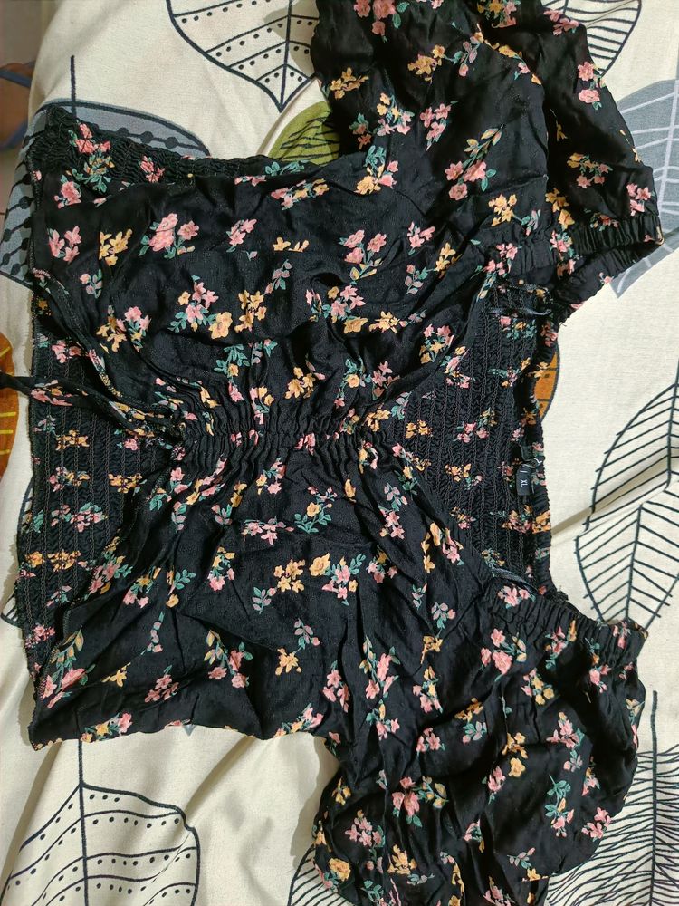 Floral Crop Top From Zudio