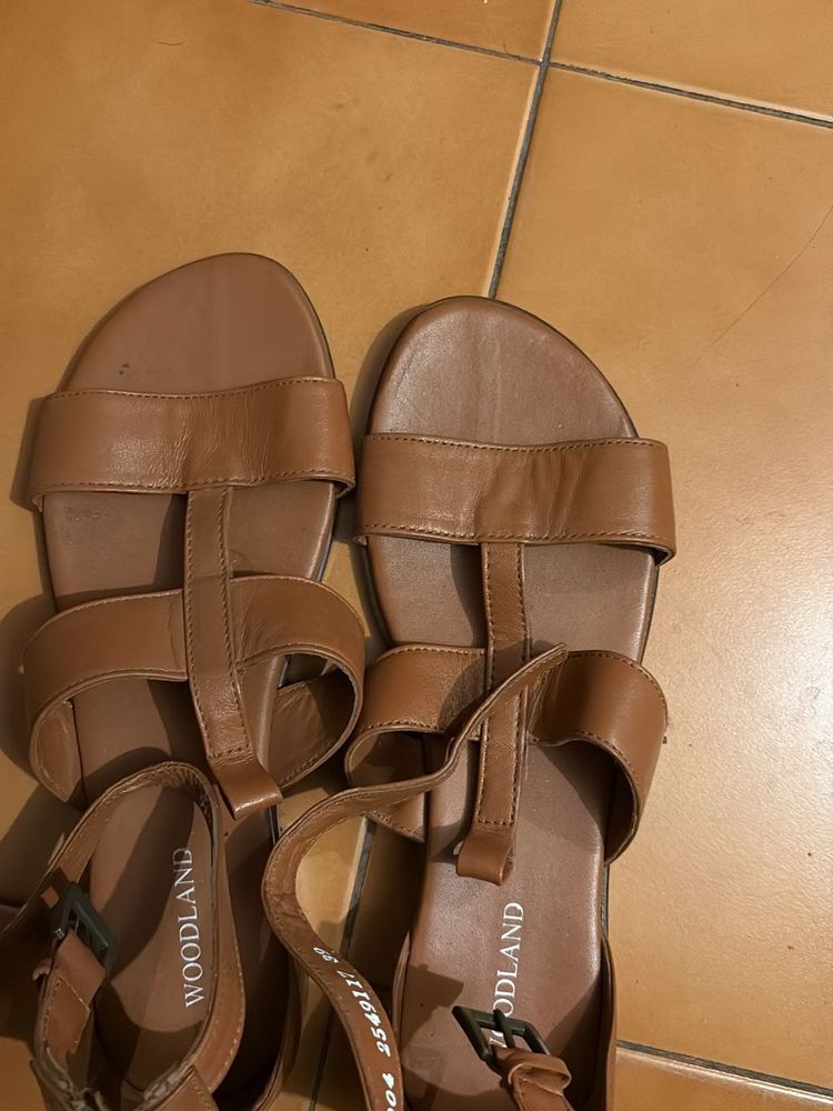 Woodland Woman Sandals