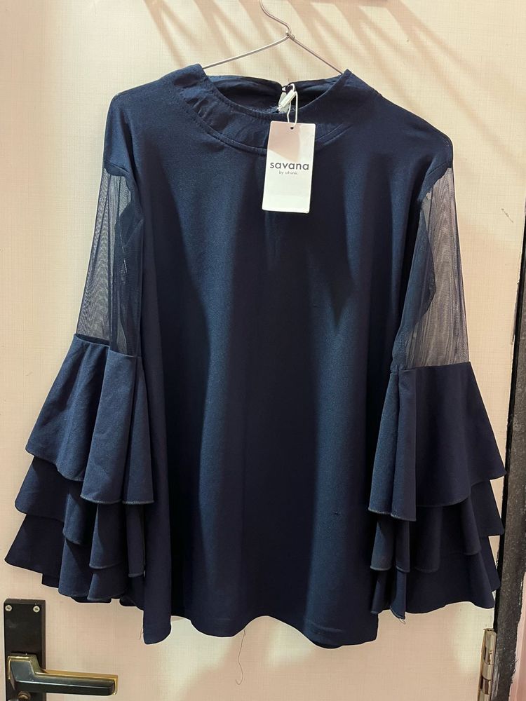 Chic Navy Blue Layered Sleeve Top